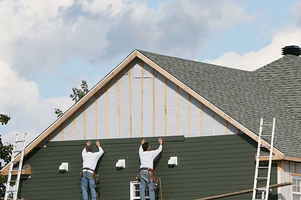 Professional Siding Repair technician working in Rushsylvania, OH
